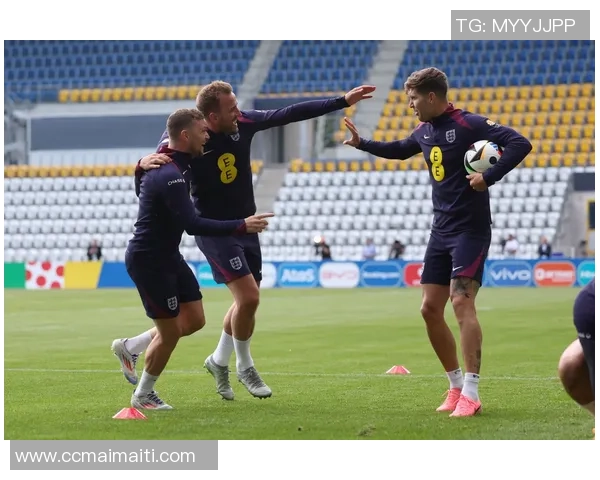 足球明星的精彩瞬间视频与图片合集带你领略绿茵场上的风采与激情